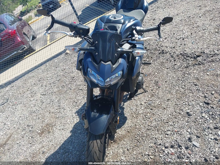 2022 Kawasaki Zr900 F VIN: ML5ZRDF1XNDA54018 Lot: 45444376