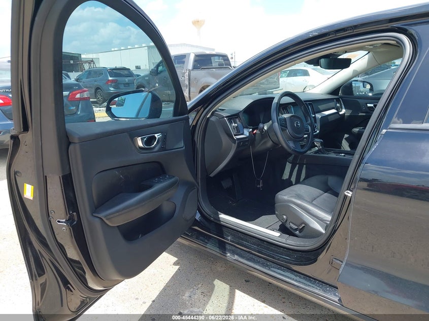 2020 Volvo S60 T5 Momentum VIN: 7JR102FK2LG038528 Lot: 45444390