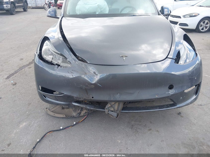 AtlanticExpress - Tesla Model Y
