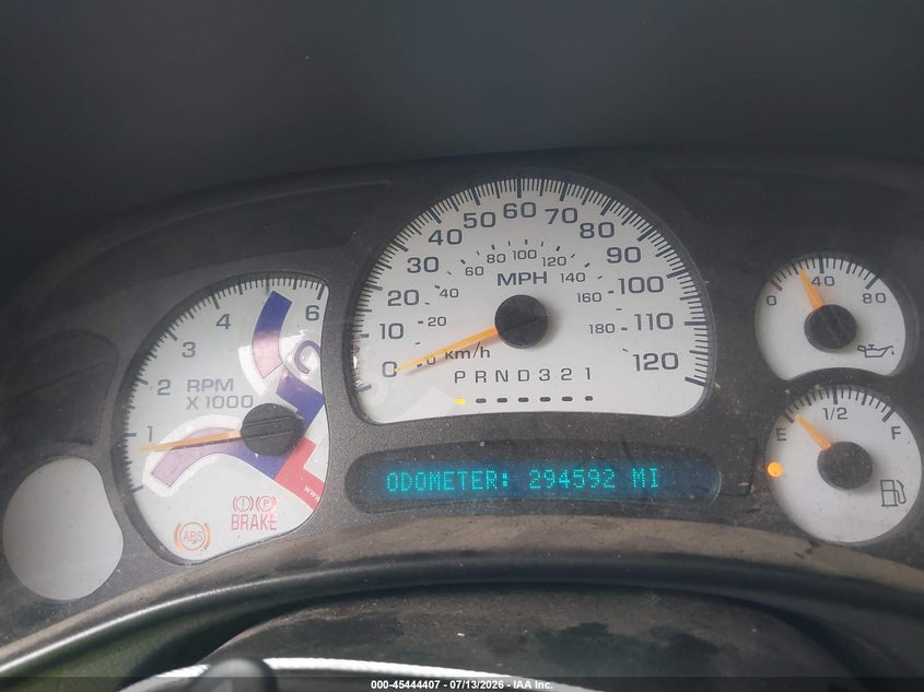 2006 GMC SIERRA TRUCK 5.3L V-8 295HP