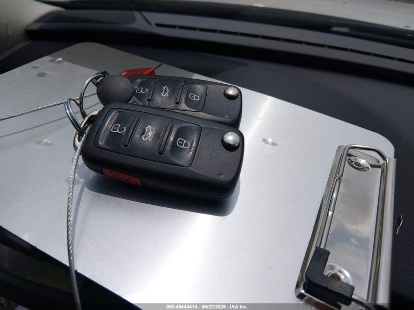 2015 VOLKSWAGEN PASSAT SEDAN 1.8L I-4 DI, DOHC, VVT, TURBO, 170HP
