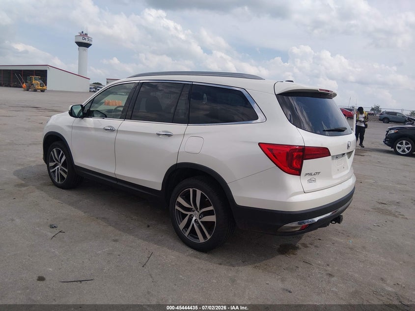 2017 HONDA PILOT auction photo 3