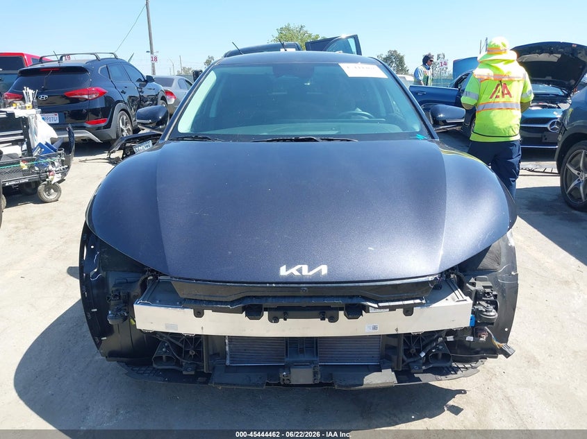 2025 Kia Ev6 Light Long Range VIN: 5XYC34JA2SG006432 Lot: 45444462