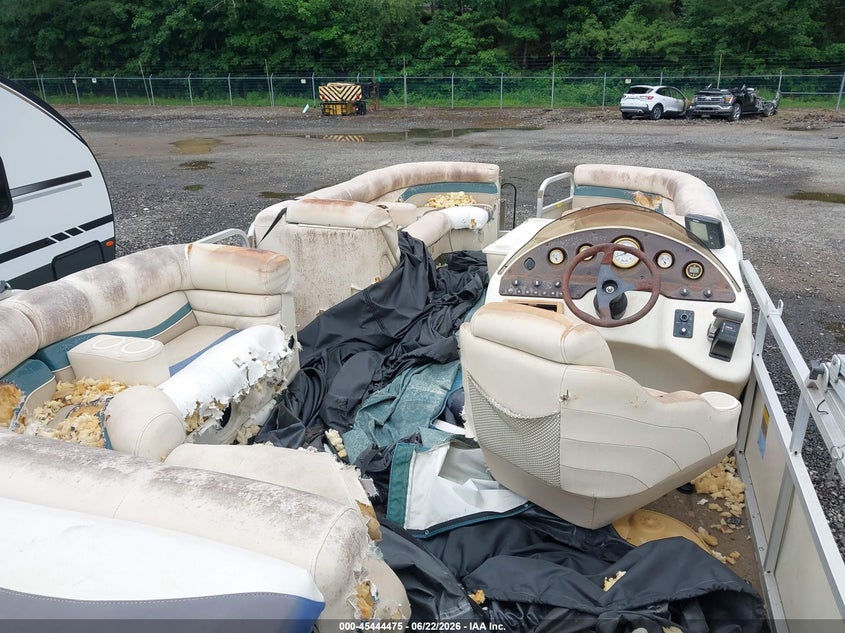 2002 OTHER BENNINGTON PONTOON N/A N/A