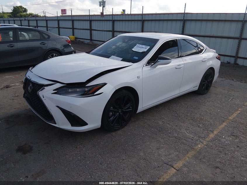 Vin: 58aga1c17nu019963, lot: 45942737, lexus es 300h f sport 20222