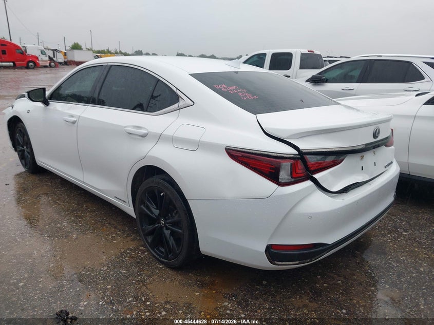 Vin: 58aga1c17nu019963, lot: 45942737, lexus es 300h f sport 20223
