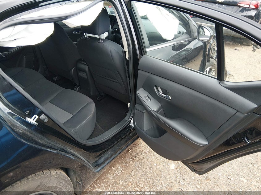 2023 NISSAN SENTRA auction photo 8