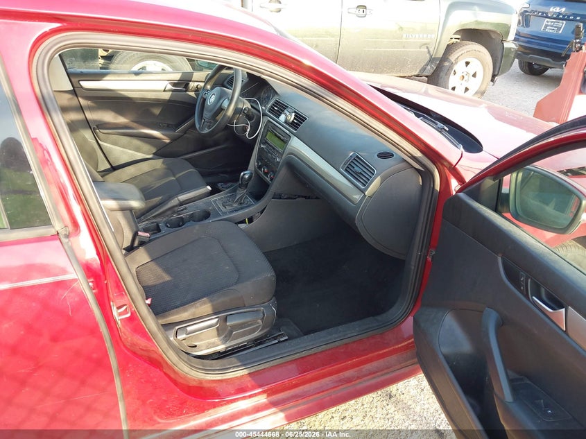 2015 VOLKSWAGEN PASSAT SEDAN 1.8L I-4 DI, DOHC, VVT, TURBO, 170HP