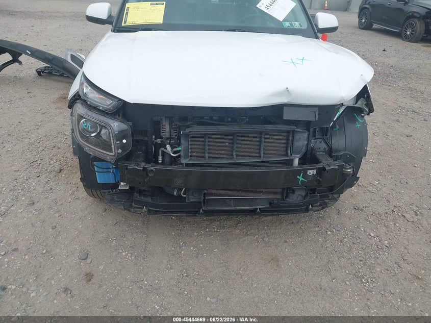 2023 Hyundai Venue Se VIN: KMHRB8A3XPU212279 Lot: 45444669
