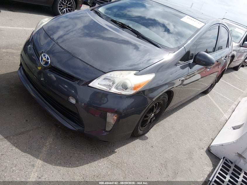2015 TOYOTA PRIUS HATCHBACK 1.8L I-4 DOHC, VVT, 98HP