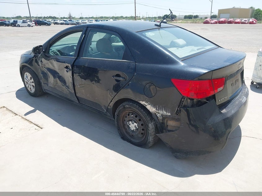 Vin: knafu4a27c5624274, lot: 45942878, kia forte ex 20123