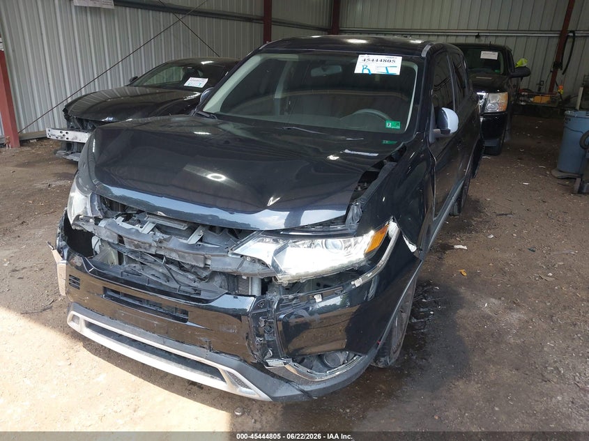 JA4AZ3A32LZ026386 2020 Mitsubishi Outlander Es 2.4 S-Awc photo 1