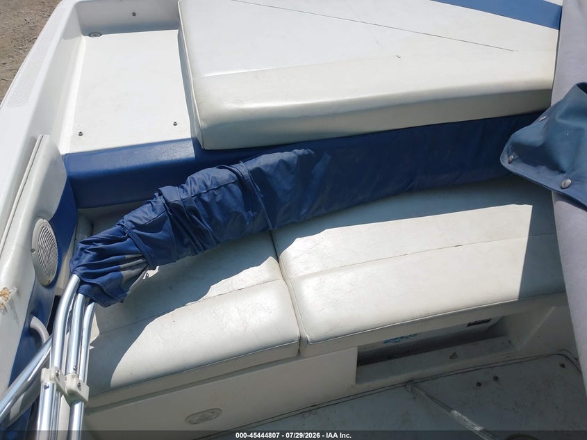 2005 BAYLINER 22' auction photo 8