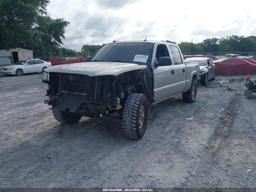 2005 CHEVROLET SILVERADO TRUCK 5.3L V-8 295HP