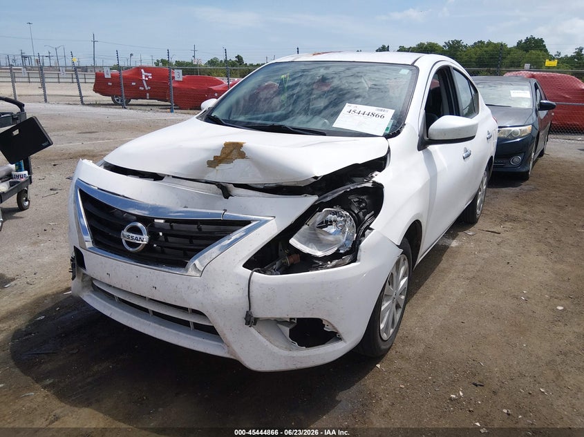 Vin: 3n1cn7ap9jl886362, lot: 45942975, nissan versa 1.6 sv 20182