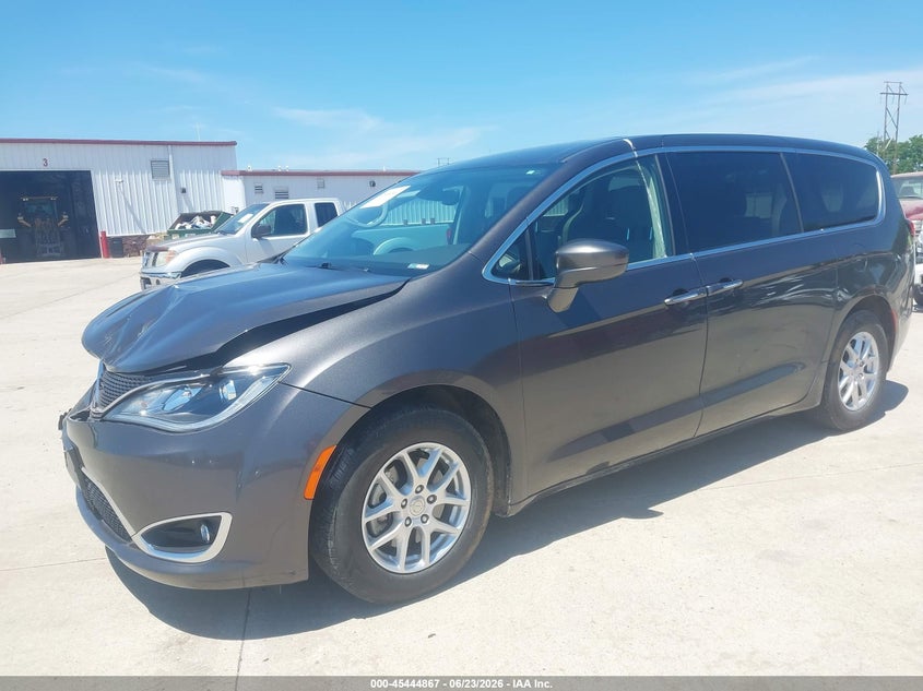 2020 Chrysler Pacifica Touring 2C4RC1FG1LR248311 photo 1