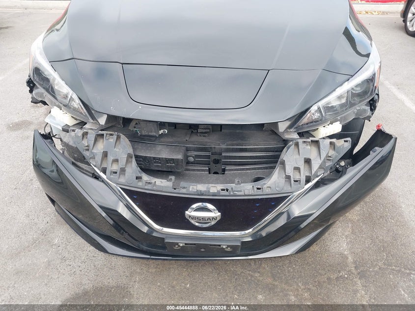 VIN: 1N4BZ1CP3KC321695 2019 NISSAN LEAF S PLUS