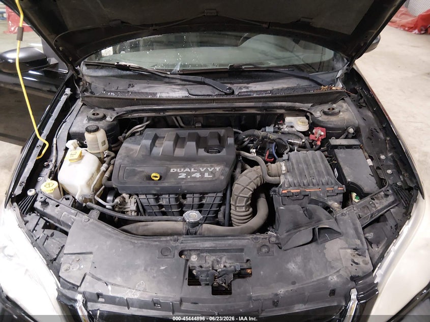 CHRYSLER 200 2012 VIN 1C3CCBBB7CN130660