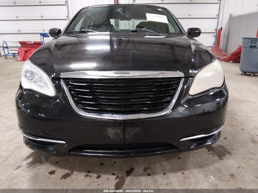 CHRYSLER 200 2012 VIN 1C3CCBBB7CN130660