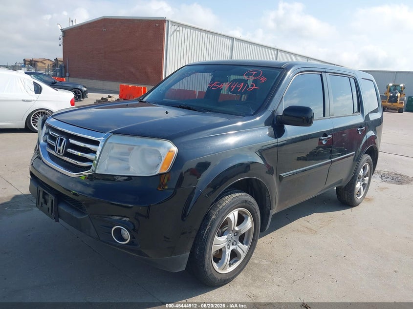 2015 HONDA PILOT auction photo 2