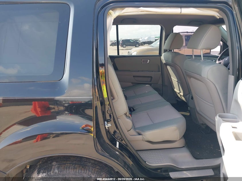 2015 HONDA PILOT auction photo 8