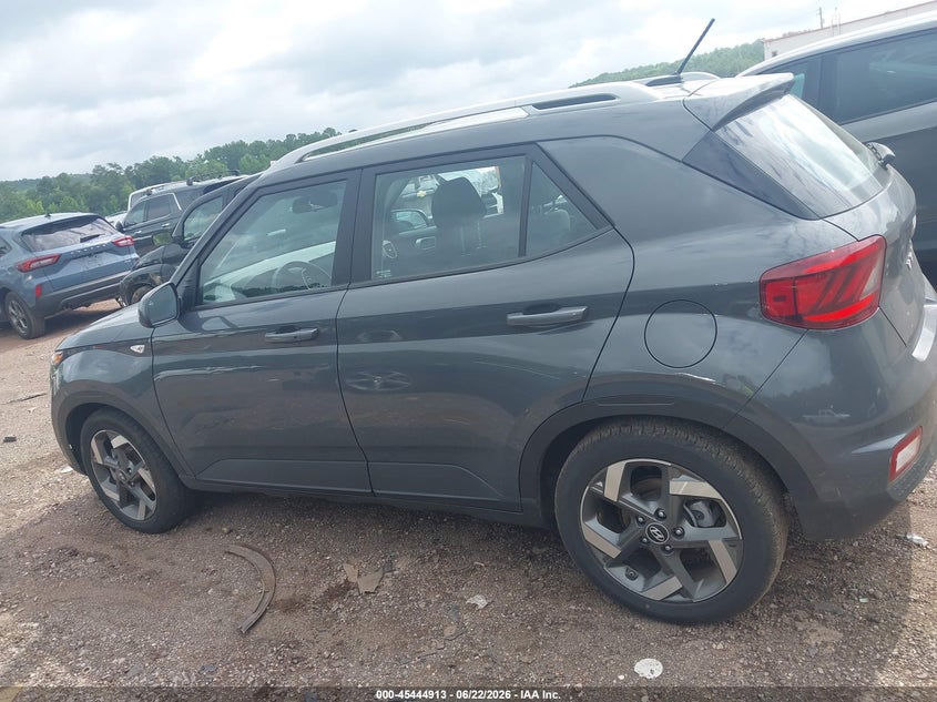 2025 Hyundai Venue Sel VIN: KMHRC8A32SU371559 Lot: 45444913