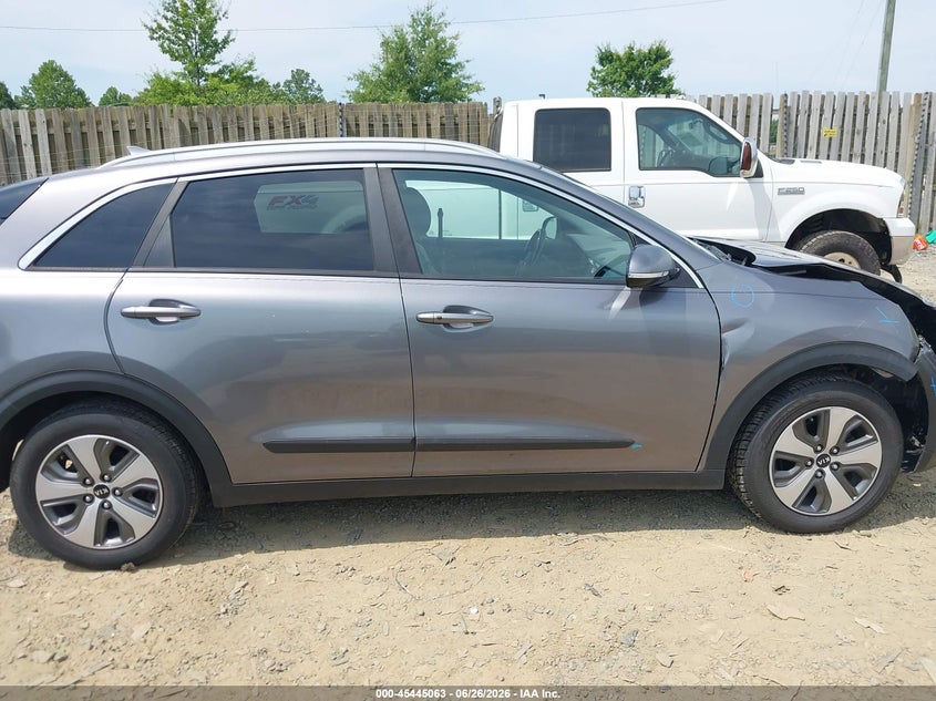 2018 Kia Niro Ex VIN: KNDCE3LC5J5108074 Lot: 45445063