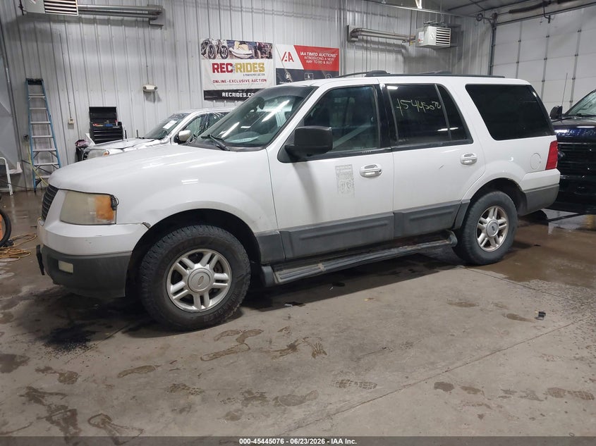 1FMPU16L74LB18976 2004 Ford Expedition Nbx/Xlt photo 1