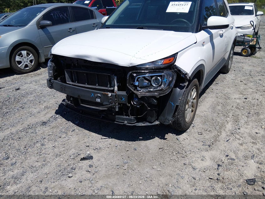 2021 HYUNDAI VENUE auction photo 6