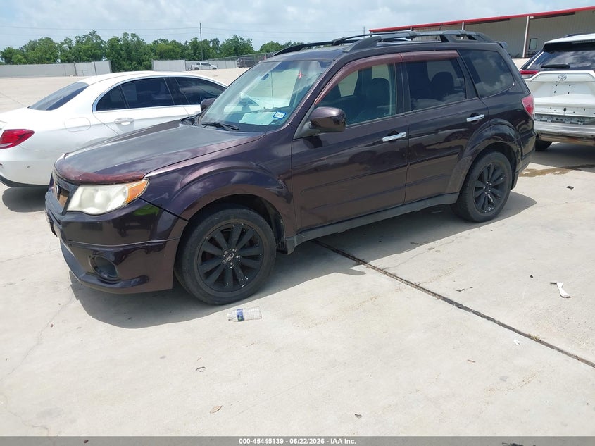 JF2SHAEC8DH407020 2013 Subaru Forester 2.5x Limited photo 1