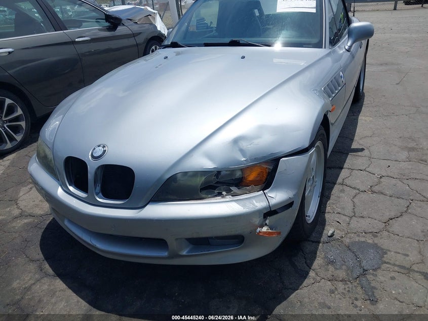 1998 BMW Z3 1.9 VIN: 4USCH7337WLD16715 Lot: 45445240