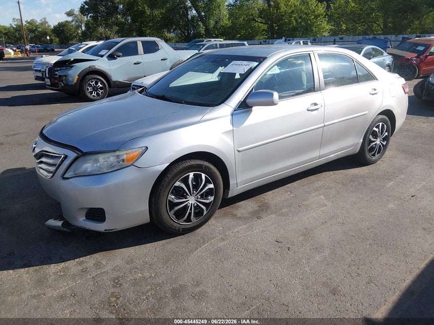 2010 TOYOTA CAMRY auction photo 2