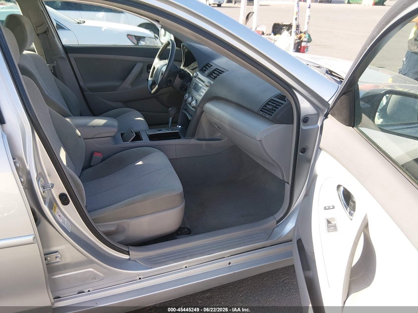 2010 TOYOTA CAMRY auction photo 5