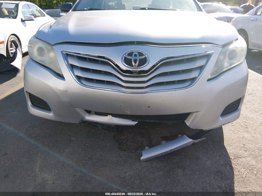 2010 TOYOTA CAMRY auction photo 6