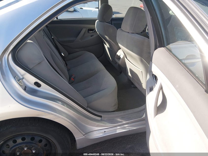 2010 TOYOTA CAMRY auction photo 8