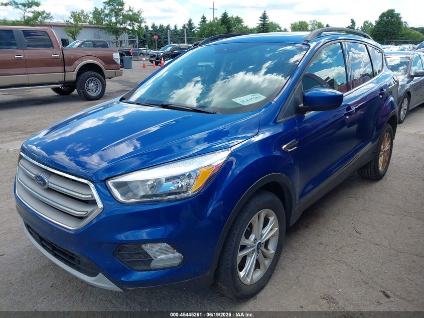 2018 Ford Escape, Normal Wear & Tear, IAAI, VIN 1FMCU0GD5JUD35724 — photo 2