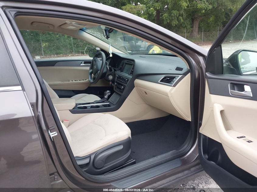 2016 HYUNDAI SONATA auction photo 5
