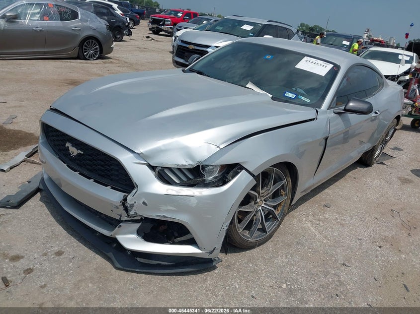 FORD MUSTANG - zdjęcie 2