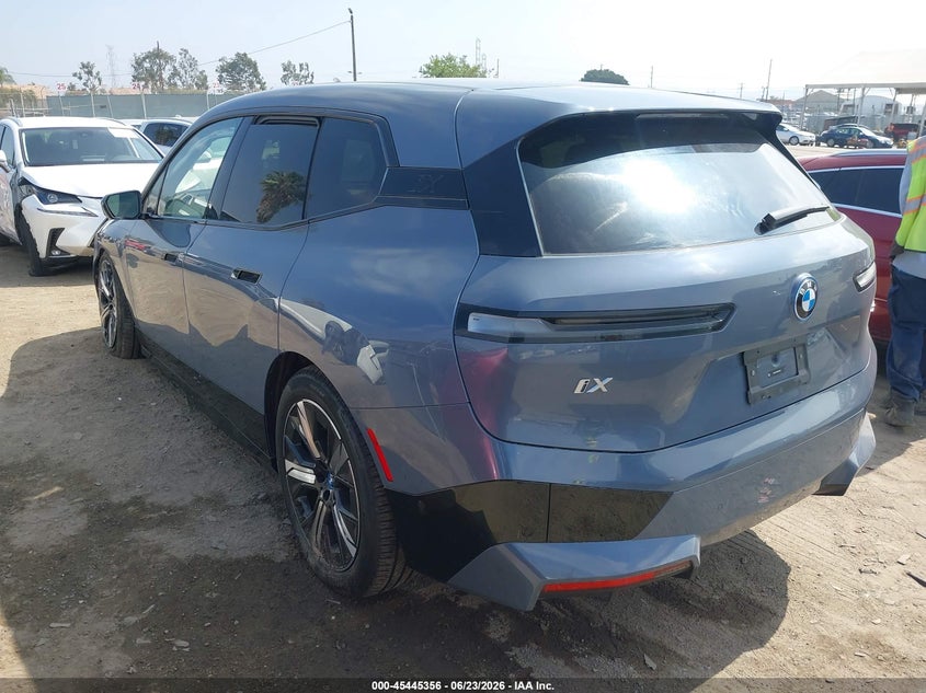 Vin: wb523cf09rcr60322, lot: 45943465, bmw ix xdrive50 20243