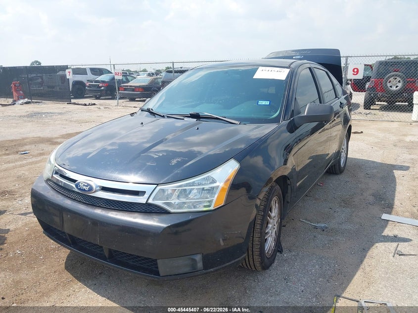 Vin: 1fahp3fn3bw194032, lot: 45943516, ford focus se 20112