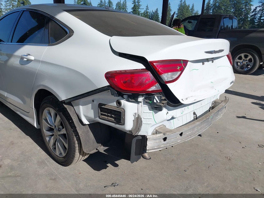 2015 CHRYSLER 200 auction photo 6
