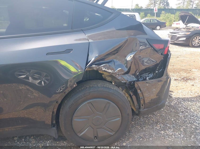 2026 TESLA MODEL Y auction photo 6