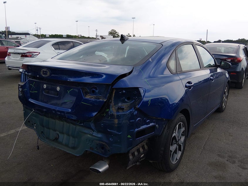 2021 KIA FORTE auction photo 4