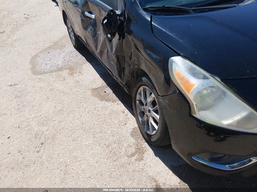 2018 NISSAN VERSA auction photo 6