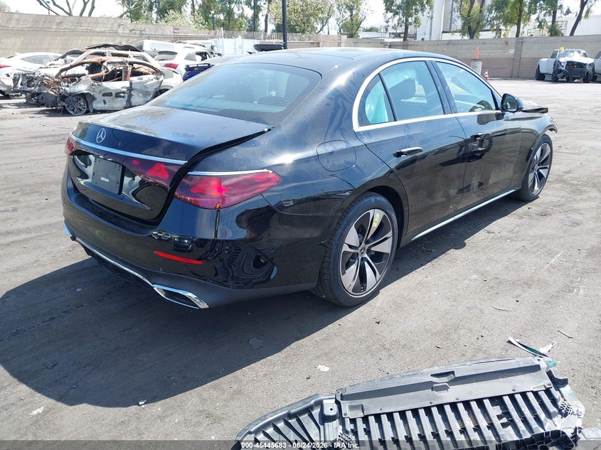 AtlanticExpress - Mercedes-Benz E-Class