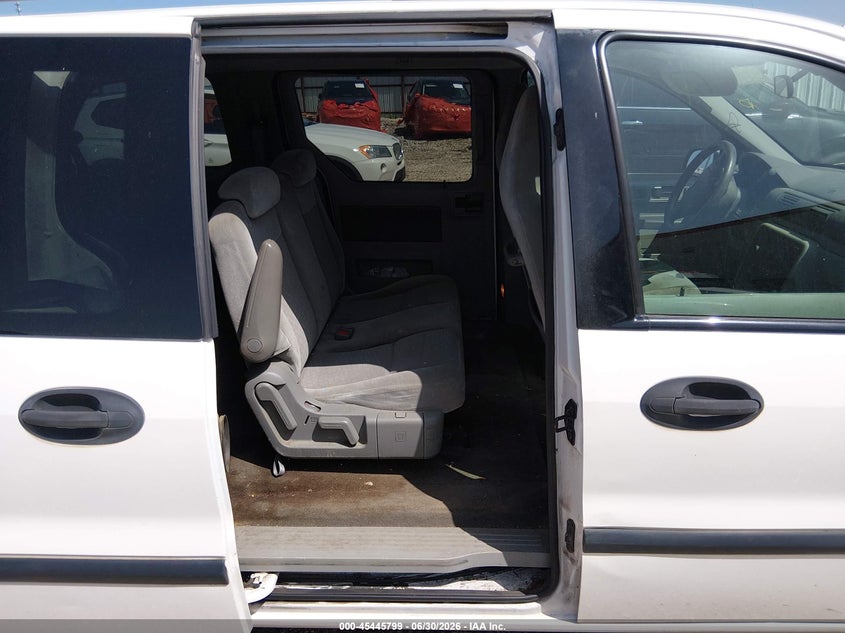 2007 FORD FREESTAR auction photo 8