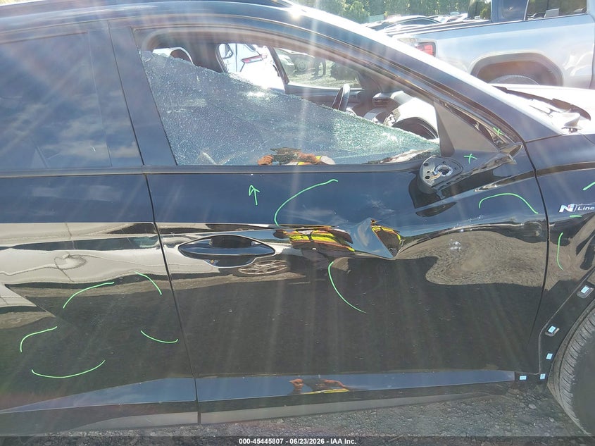 2024 HYUNDAI TUCSON HYBRID auction photo 6