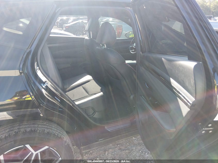 2024 HYUNDAI TUCSON HYBRID auction photo 8