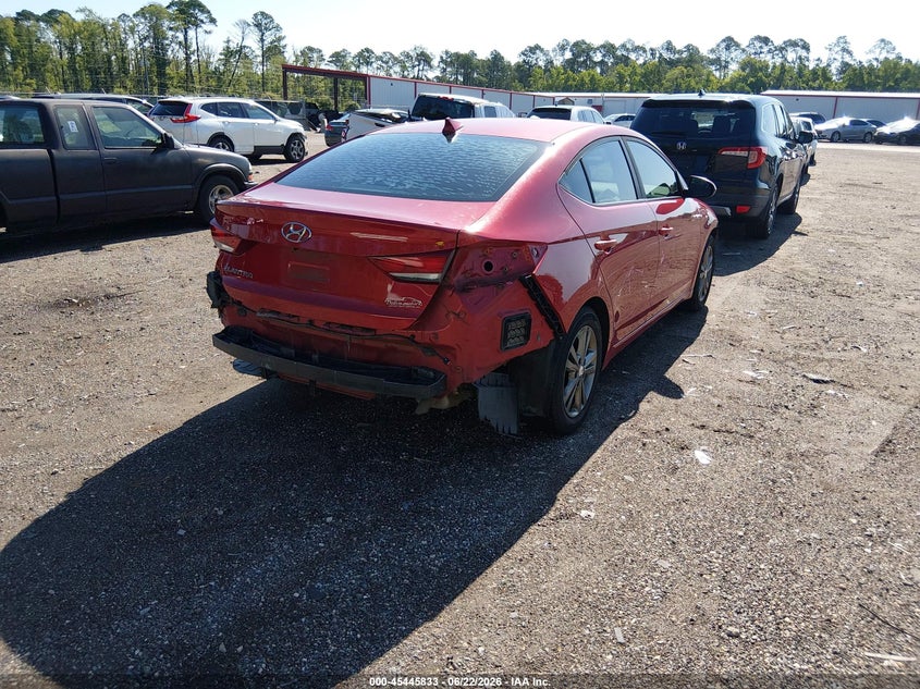 2018 HYUNDAI ELANTRA auction photo 4