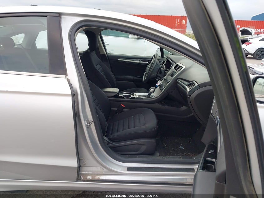2013 FORD FUSION HYBRID auction photo 5